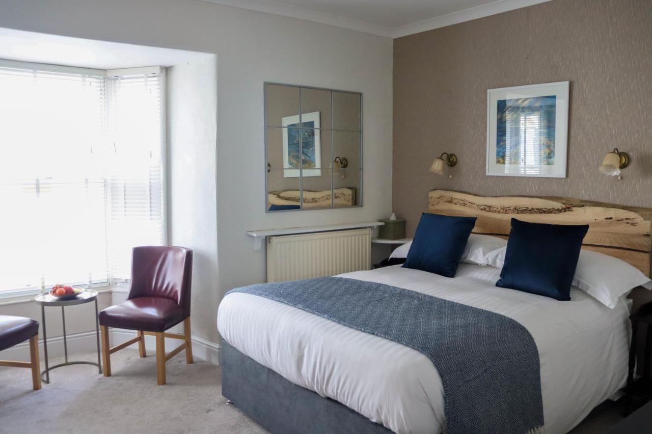 Arosfa Harbourside 3*